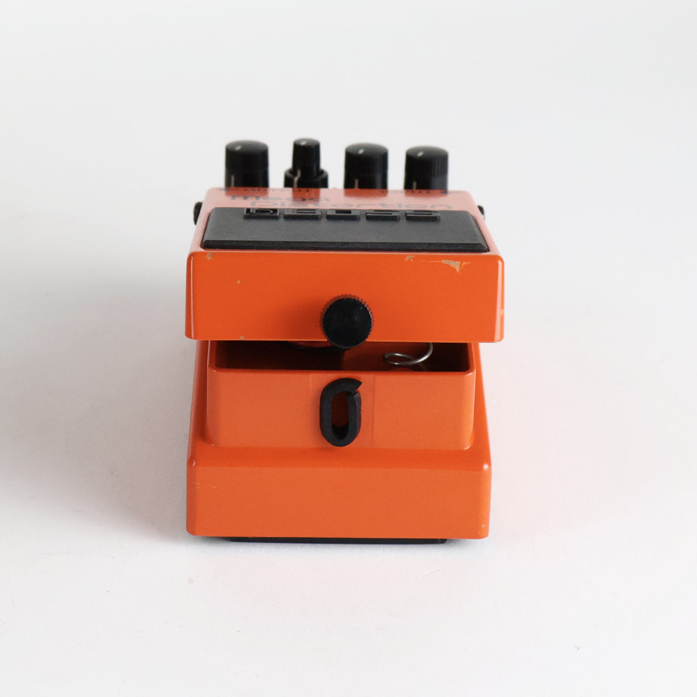 【中古】メガディストーション エフェクター BOSS MD-2 Mega Distortion ギターエフェクター ディストーション 側面