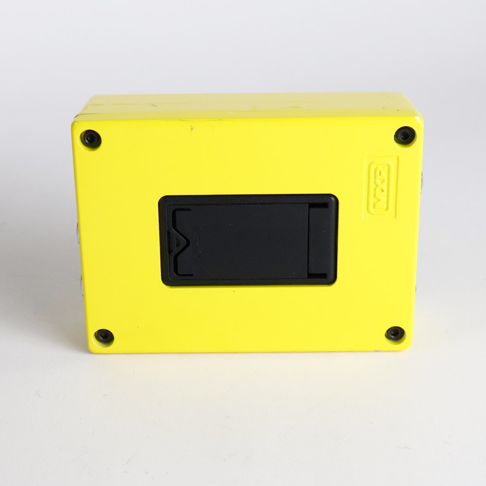 【中古】 ベース用ダイレクトボックス MXR M80 Bass D.I.＋ Yellow ベースディストーション ベースエフェクター 裏面