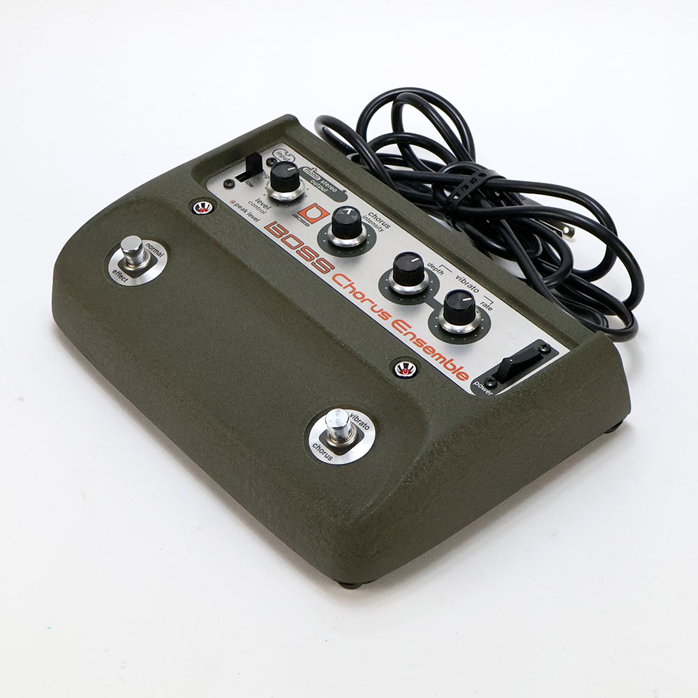 【中古】 BOSS CE-1 Chorus Ensemble コーラス ビブラート ギターエフェクター 全体