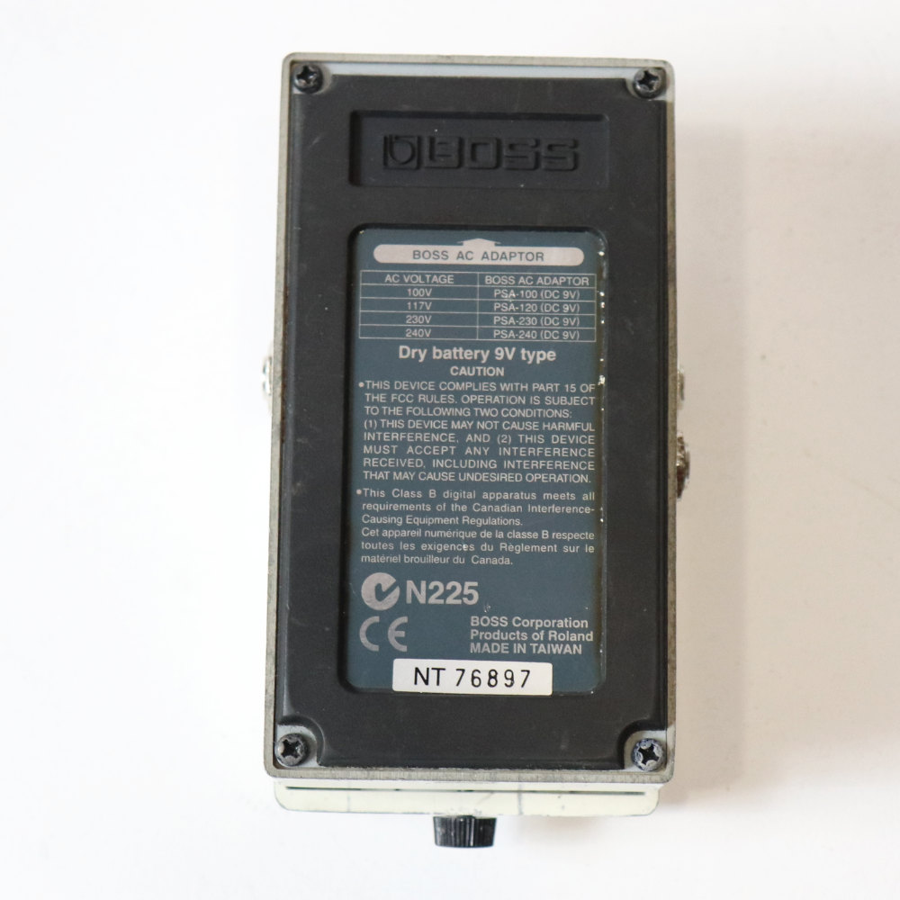 【中古】 クロマチックチューナー エフェクター BOSS TU-2 Chromatic Tuner ペダルチューナー 裏面