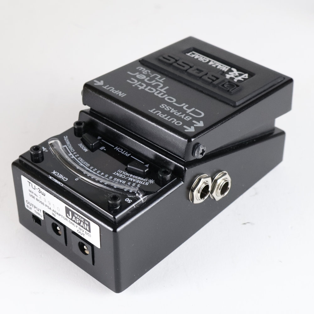 【中古】 BOSS TU-3W Chromatic Tuner WAZA CRAFTシリーズ ギターチューナー 全体