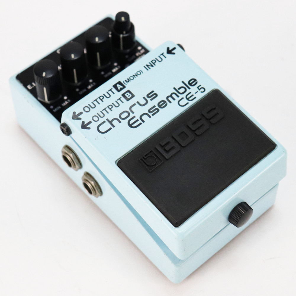 【中古】コーラスアンサンブル エフェクター BOSS CE-5 Chorus Ensemble ギターエフェクター 本体画像 斜め 