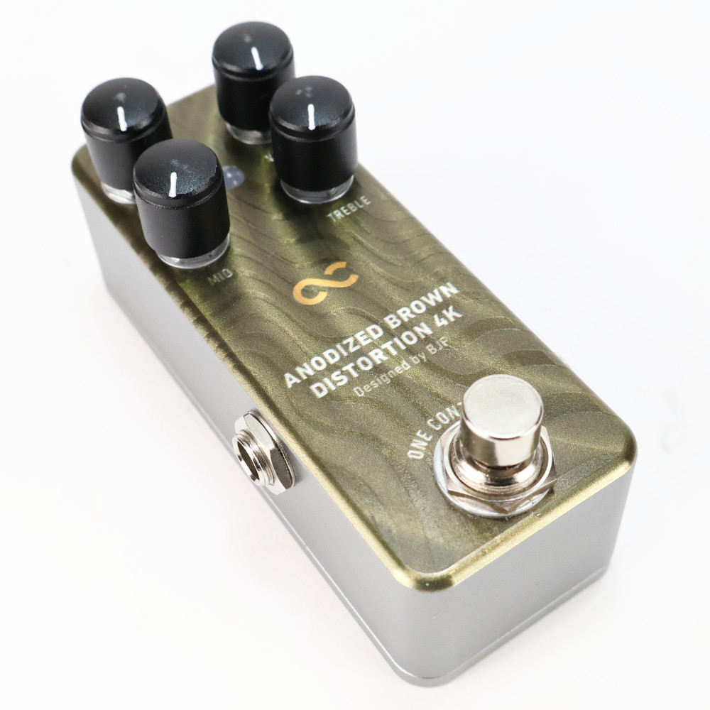 【中古】 One Control Anodized Brown Distortion 4K ディストーション ギターエフェクター 本体画像 斜め 2