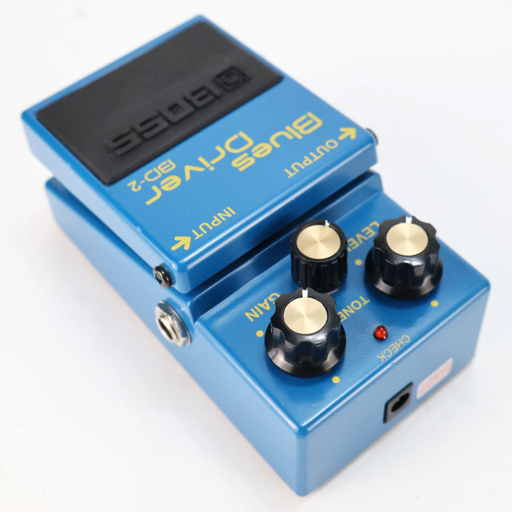 【中古】 ブルースドライバー エフェクター BOSS BD-2 Blues Driver ギターエフェクター オーバードライブ ブルドラ 本体画像 斜め 