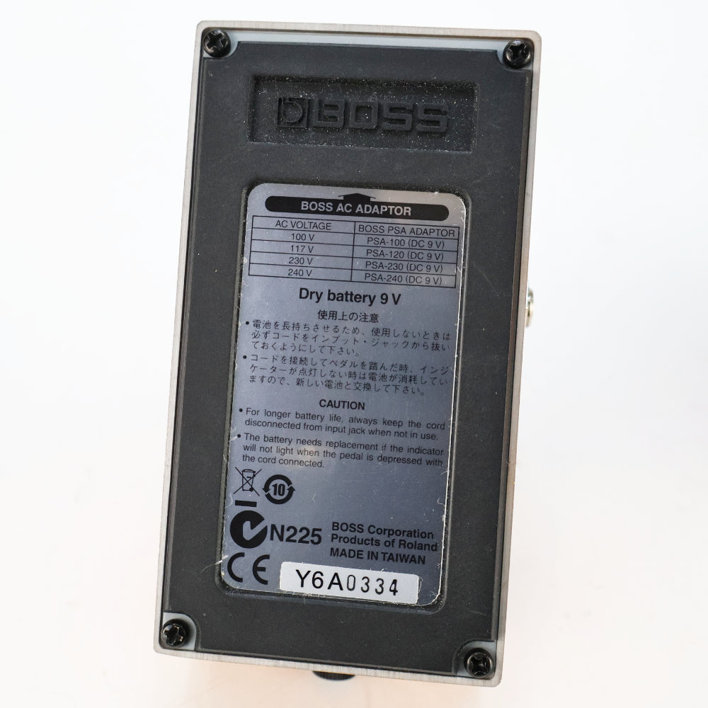 【中古】 ターボディストーション エフェクター BOSS DS-2 Turbo Distortion ギターエフェクター 本体画像 裏