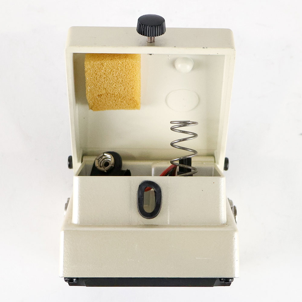【中古】 デジタルディレイ エフェクター BOSS DD-5 Digtal Delay ギターエフェクター ディレイ ゴム劣化