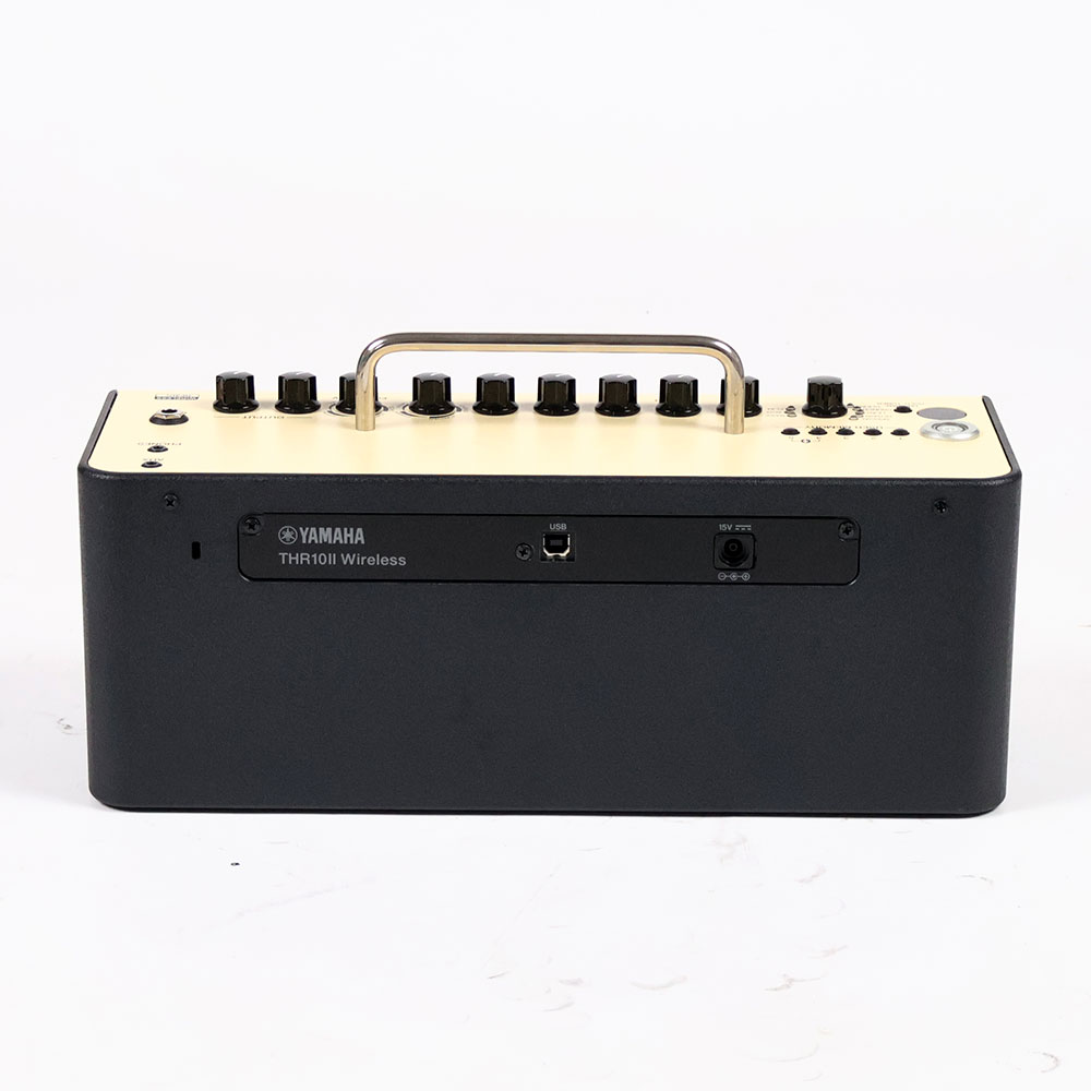 【中古】 ヤマハ YAMAHA THR10II Wireless 小型ギターアンプ 背面