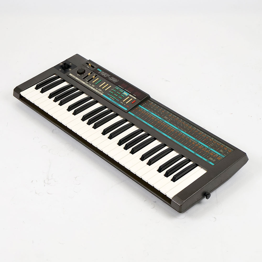 【中古】 シンセサイザー KORG POLY-800 全体