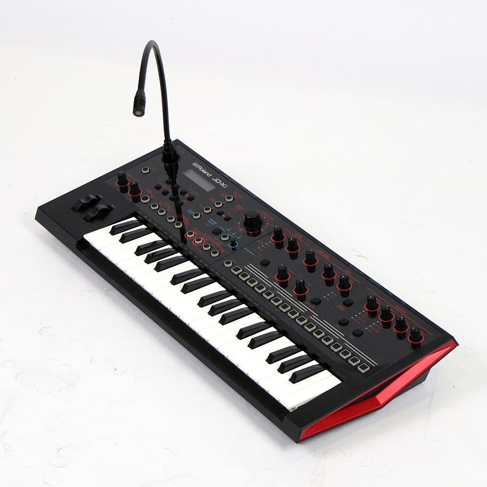 【中古】 シンセサイザー ROLAND ローランド JD-Xi Analog/Digital Crossover Synthesizer 全体
