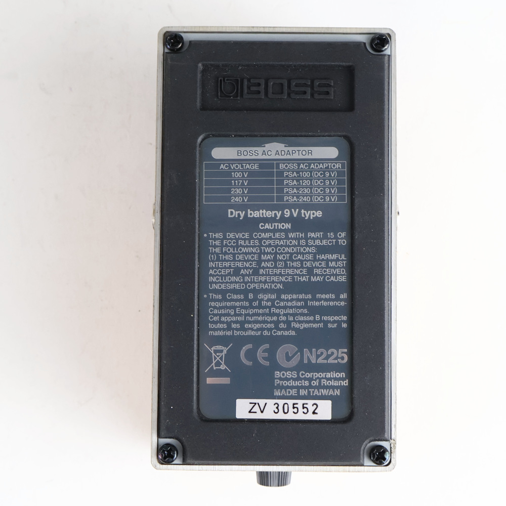 【中古】 オーバードライブ エフェクター BOSS DN-2 Dyna Drive ギターエフェクター 裏面