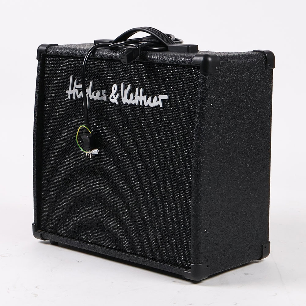 【中古】 ギターアンプ Hughes&Kettner EDITION BLUE 30DFX 全体