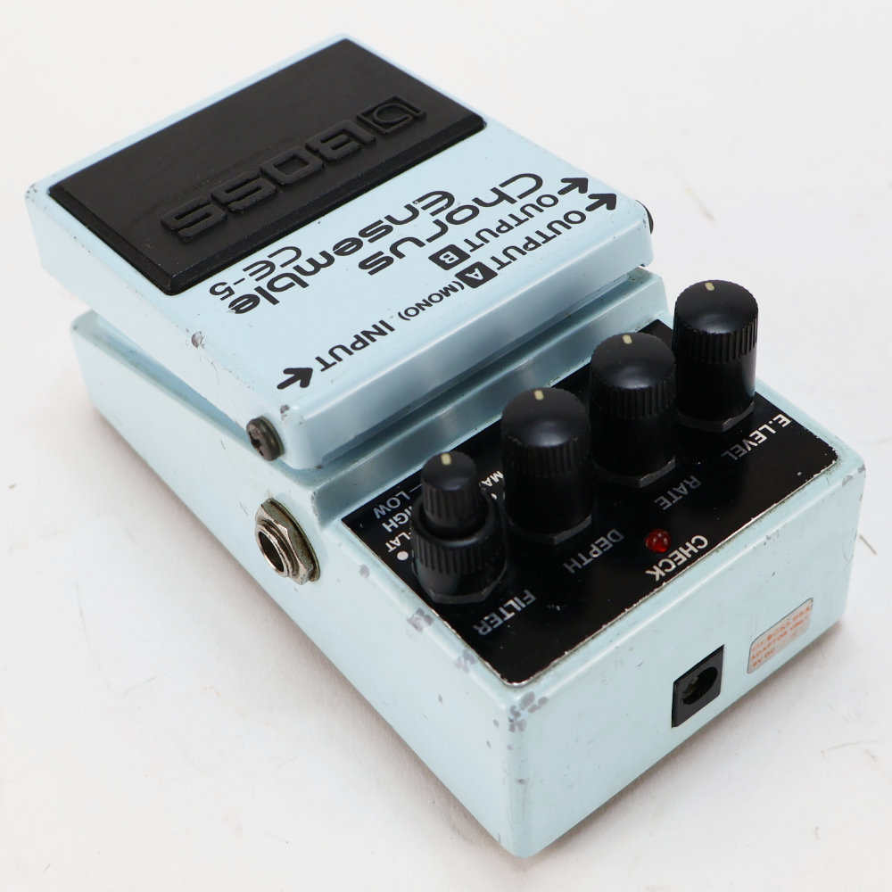 【中古】コーラスアンサンブル エフェクター BOSS CE-5 Chorus Ensemble ギターエフェクター 本体画像 斜め