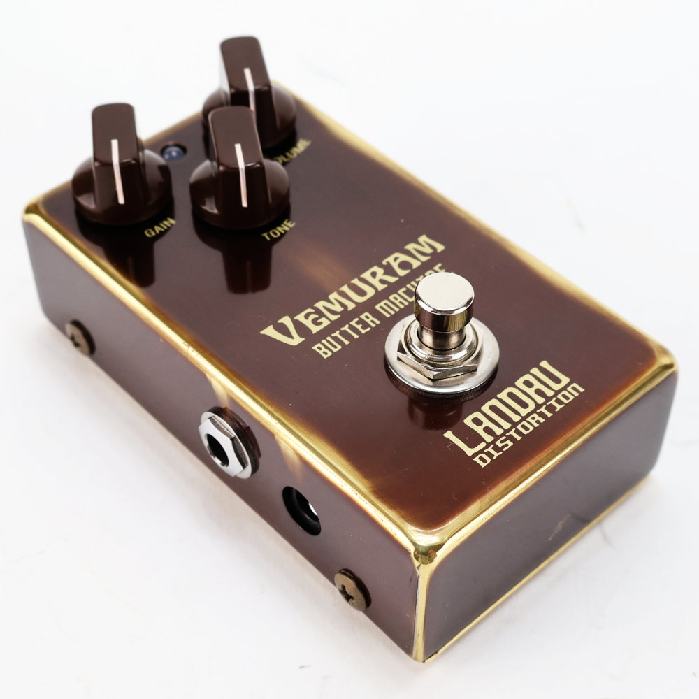 【中古】 VEMURAM ベムラム Butter Machine ディストーション ギターエフェクター 本体画像 斜め 2