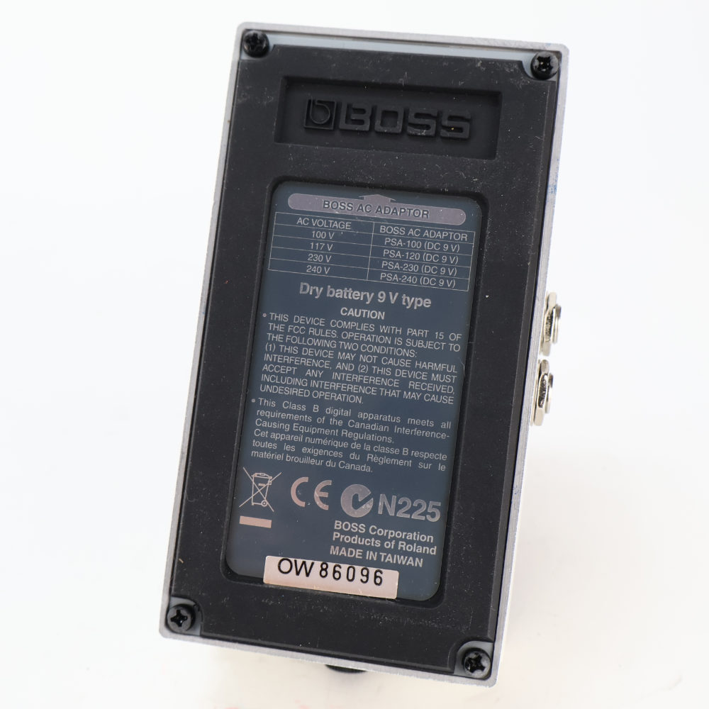 【中古】 クロマチックチューナー エフェクター BOSS TU-2 Chromatic Tuner ペダルチューナー 本体画像 裏