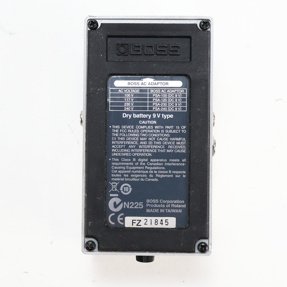 【中古】 クロマチックチューナー BOSS TU-3 Chromatic Tuner 裏面