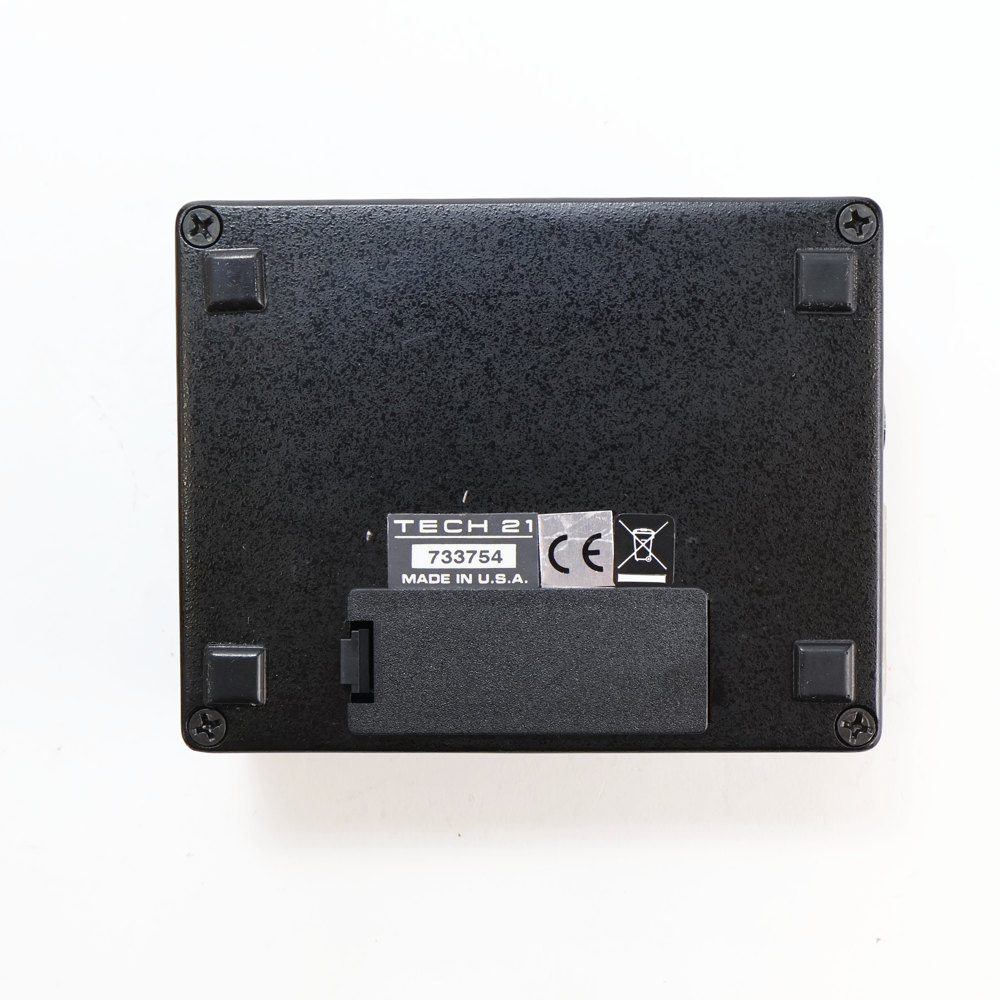 【中古】サンズアンプ ベースドライバーDI TECH21 SansAmp BASS DRIVER DI 旧仕様 ベース用DI プリアンプ 裏面