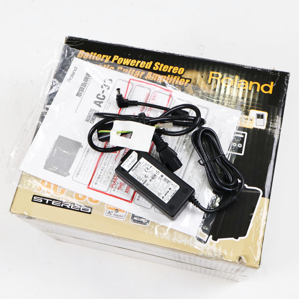 【中古】 アコギアンプ ローランド ROLAND AC-33-RW アコースティックギター用アンプ アコギアンプ ローズウッド調 付属品画像