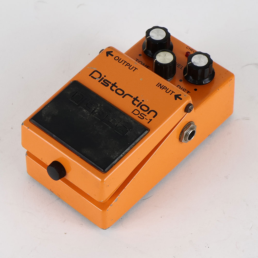 【中古】 ディストーション エフェクター BOSS DS-1 Distortion Made in Japan ギターエフェクター 全体