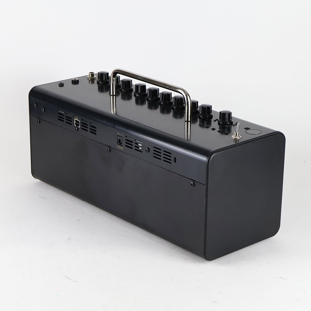 【中古】 コンパクトギターアンプ YAMAHA THR10C 小型アンプ ヤマハ 全体
