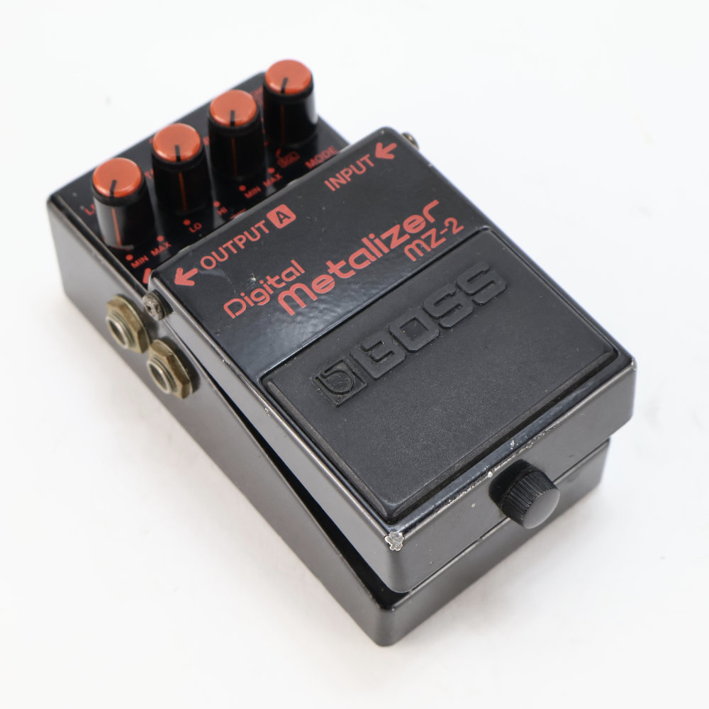 【中古】 ディストーション エフェクター BOSS MZ-2 Digital Metalizer Made in JAPAN ギターエフェクター 全体