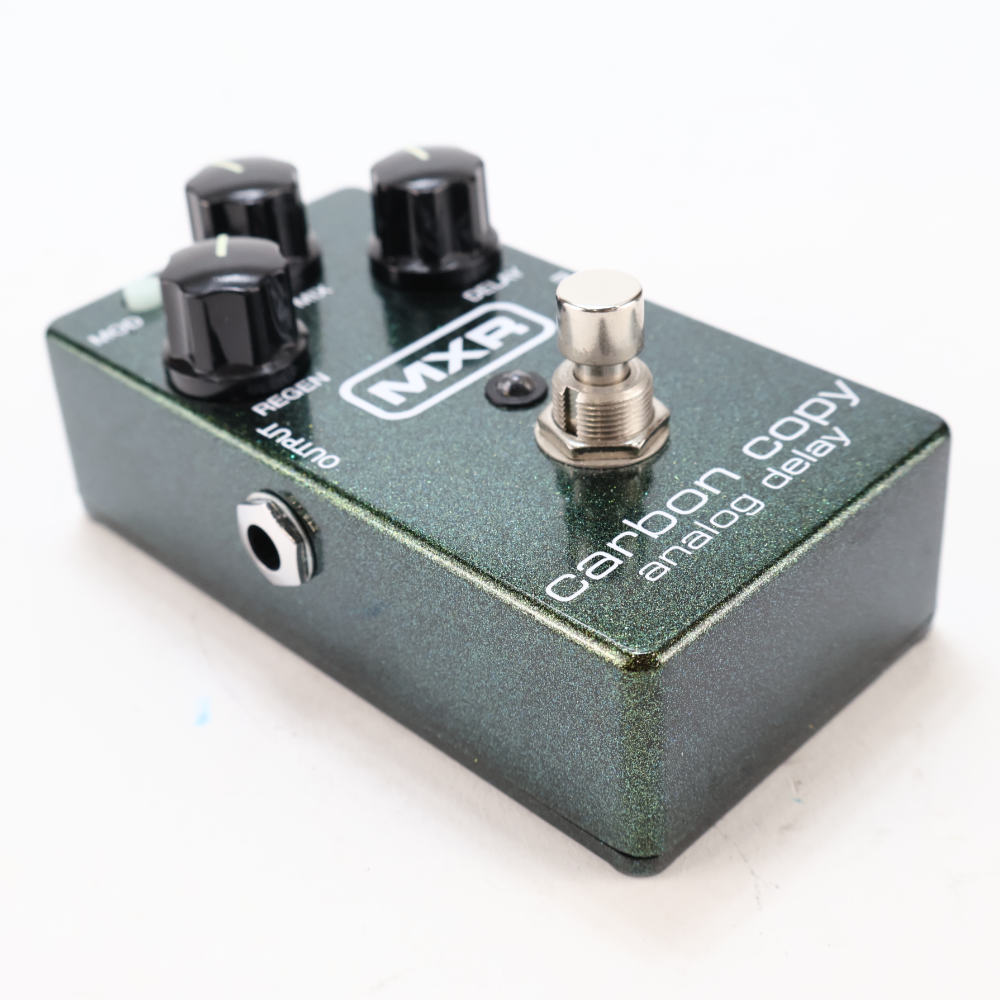 【中古】 アナログディレイ エフェクター MXR M-169 Carbon Copy Analog Delay カーボンコピー ディレイ ギターエフェクター M169 斜めアングル画像