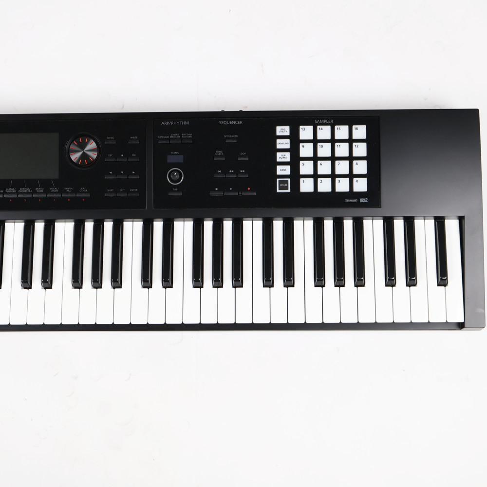【中古】 Roland FA-07 76鍵 Music Workstation シンセサイザー コントロール