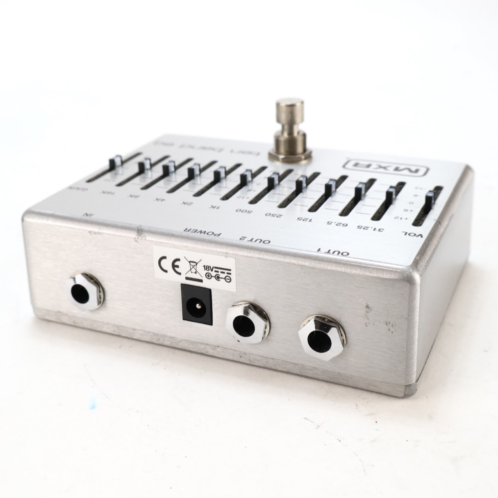 【中古】 MXR グラフィックイコライザー エフェクター M108S 10 Band Graphic EQ アダプター欠品 18V駆動 ギターエフェクター M-108S リア斜めアングル画像