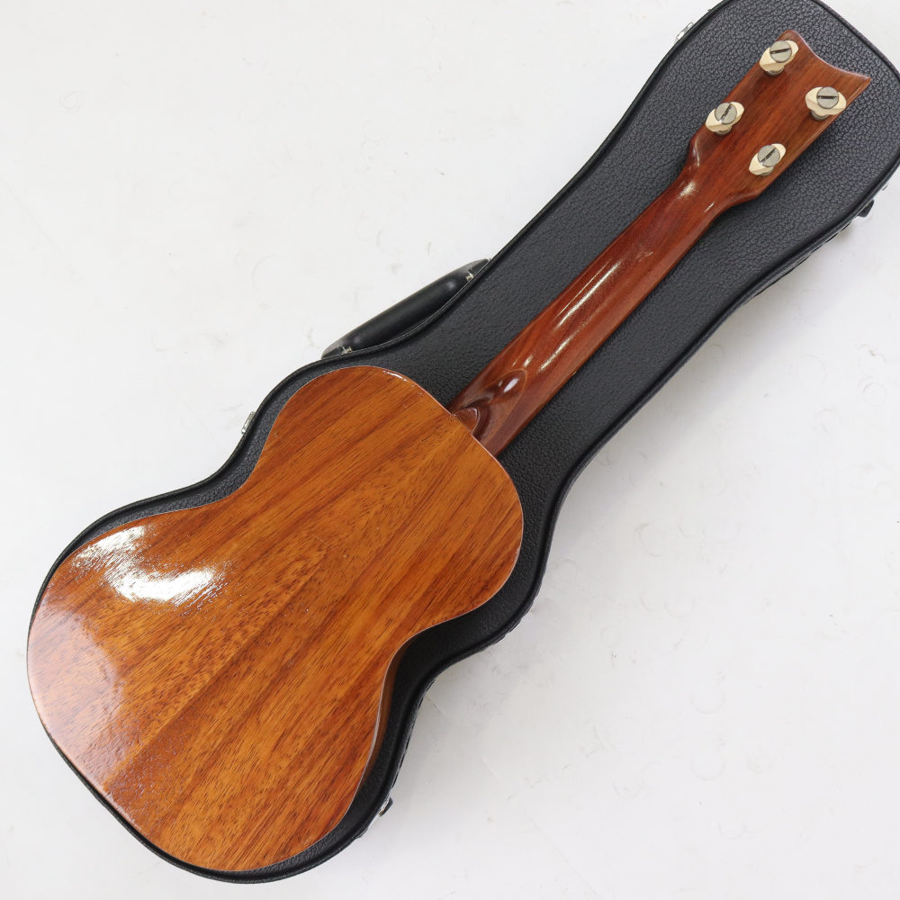 【中古】 ウクレレ KAMAKA ホワイトラベル コンサートウクレレ カマカ 12フレットジョイント 16フレット仕様 ボディバック画像 
