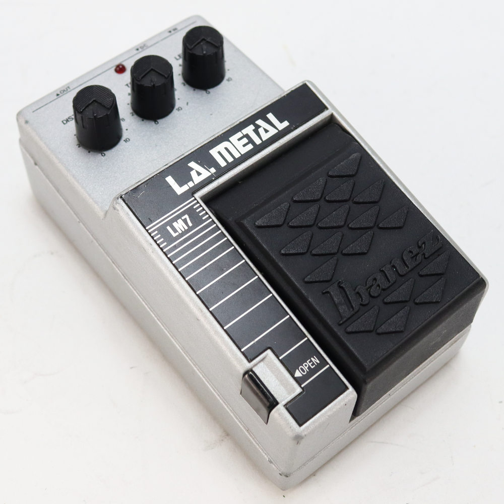 【中古】 ディストーション エフェクター IBANEZ アイバニーズ LM7 L.A.METAL ギターエフェクター 本体画像 斜め 2
