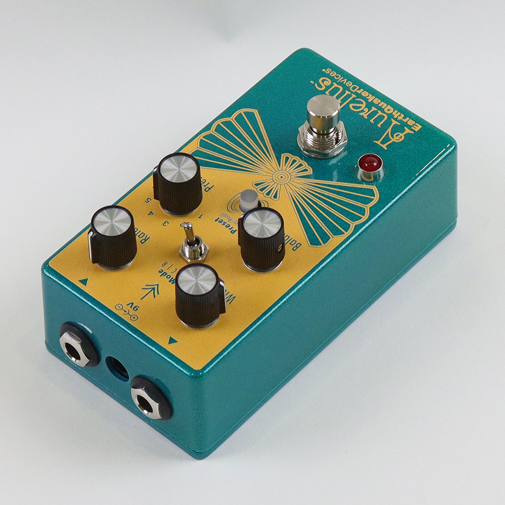 【訳あり】アウトレット EarthQuaker Devices アースクエイカーデバイセス EQD Aurelius コーラスギターエフェクター 全体