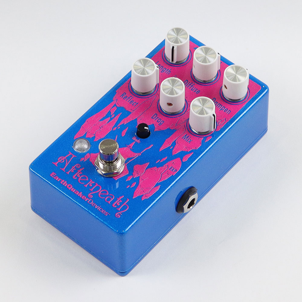 【訳あり】アウトレット EarthQuaker Devices アースクエイカーデバイセス EQD Afterneath V3 Blue Magenta ショートディレイリバーブ 全体