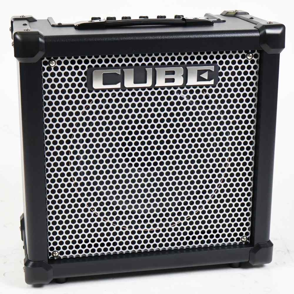 【中古】 ギターアンプ ROLAND ローランド CUBE-40GX 本体画像 斜め 