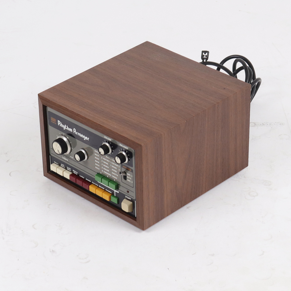 【中古】 リズムマシン Roland TR-66 Rhythm Arranger 側面