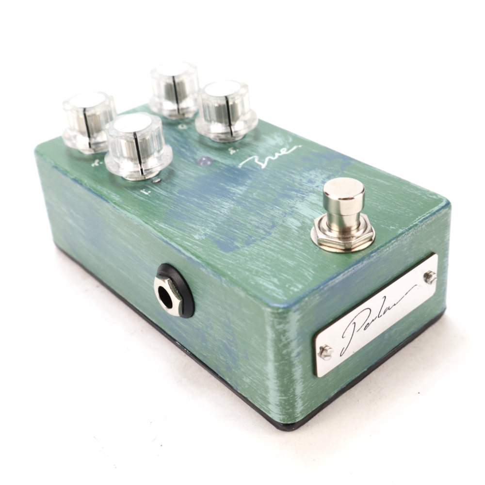 【中古】 Petla ペトラ Ive オーバードライブ ギターエフェクター 斜めアングル画像
