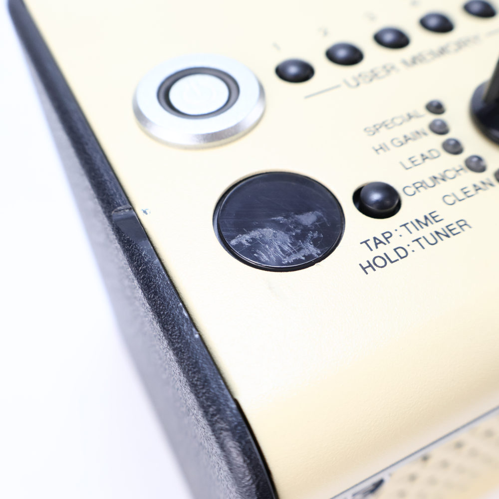 【中古】 ヤマハ YAMAHA THR10II Wireless 小型ギターアンプ 傷画像
