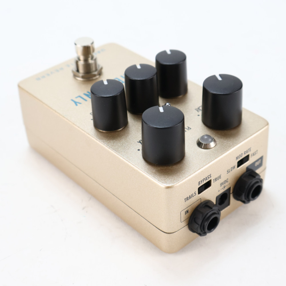 【中古】 Universal Audio ユニバーサルオーディオ UAFX Heavenly Plate Reverb リバーブ ギターエフェクター リア斜めアングル画像