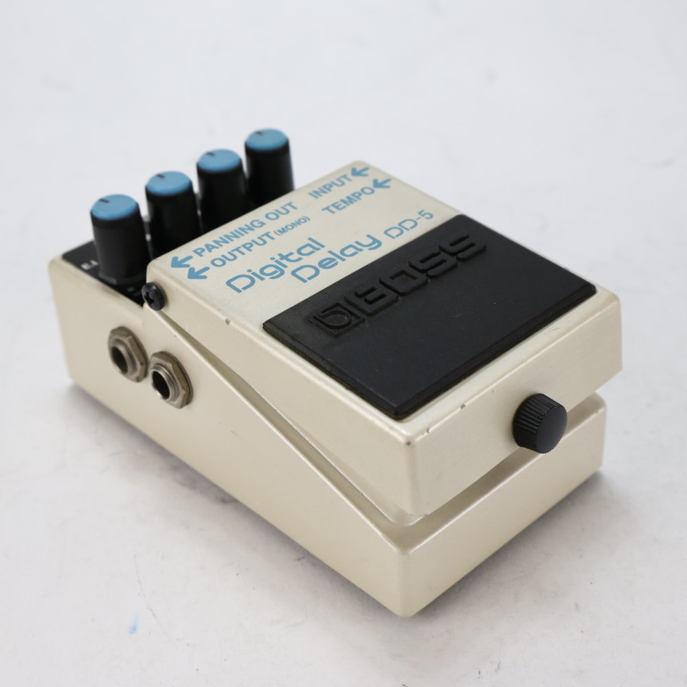 【中古】 デジタルディレイ エフェクター BOSS DD-5 Digtal Delay ギターエフェクター ディレイ 側面