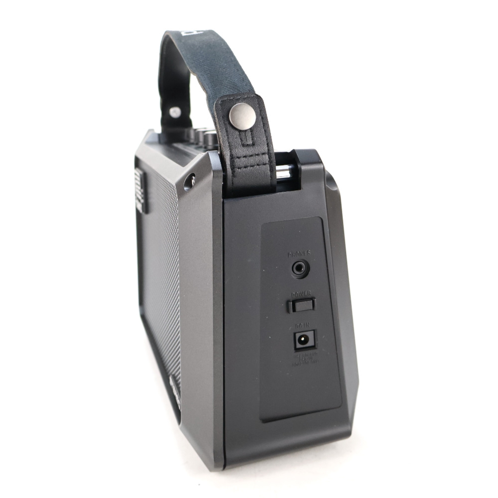 【中古】 ポータブルアンプ ROLAND ローランド MOBILE CUBE モバイルキューブ 右サイド画像