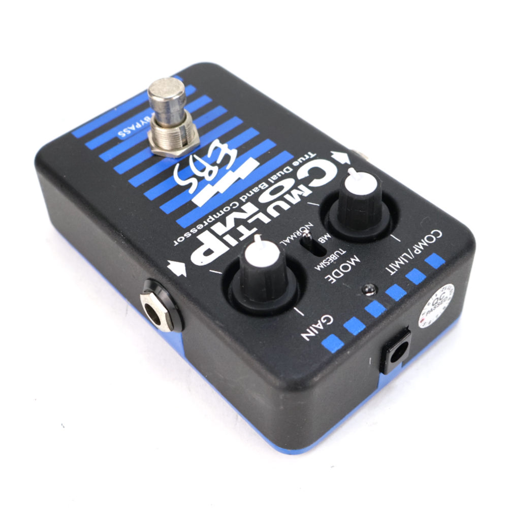 【中古】コンプレッサー エフェクター EBS MULTI COMP ベースエフェクター 旧型 リア斜めアングル画像