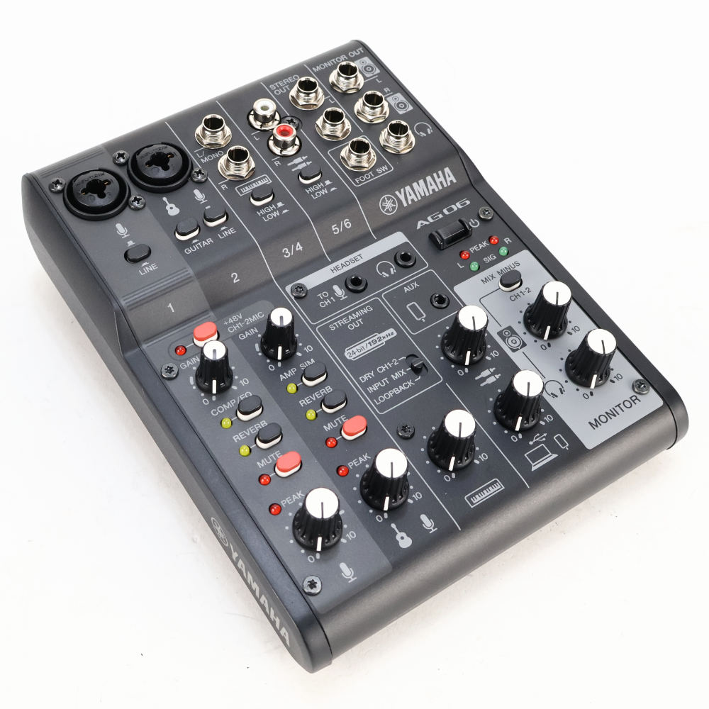 【中古】 ヤマハ YAMAHA AG06 MK2 B 6チャンネル ライブストリーミングミキサー ブラック 本体画像 斜め 