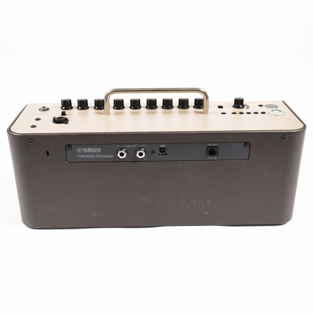 【中古】 ヤマハ YAMAHA THR30II A Wireless アコースティック用 小型ギターアンプ 背面