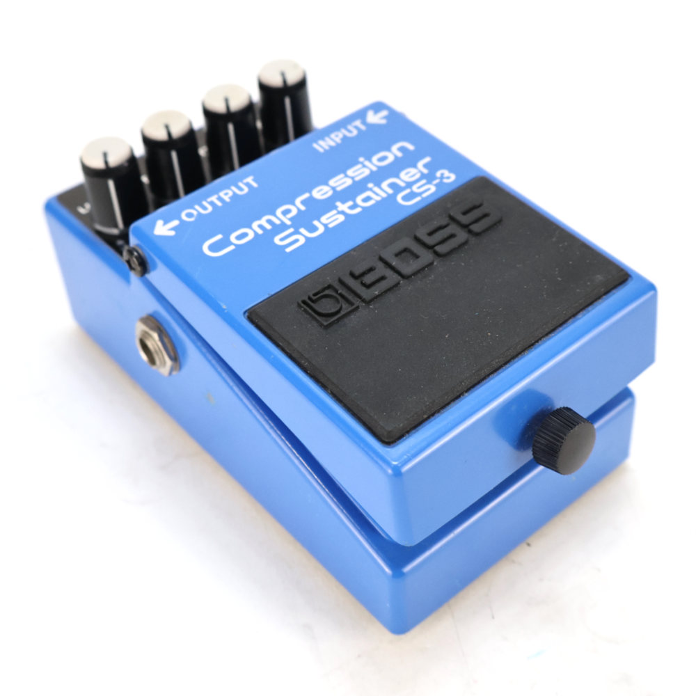 【中古】コンプレッサー エフェクター BOSS CS-3 Compression Sustainer ギターエフェクター 斜めアングル画像