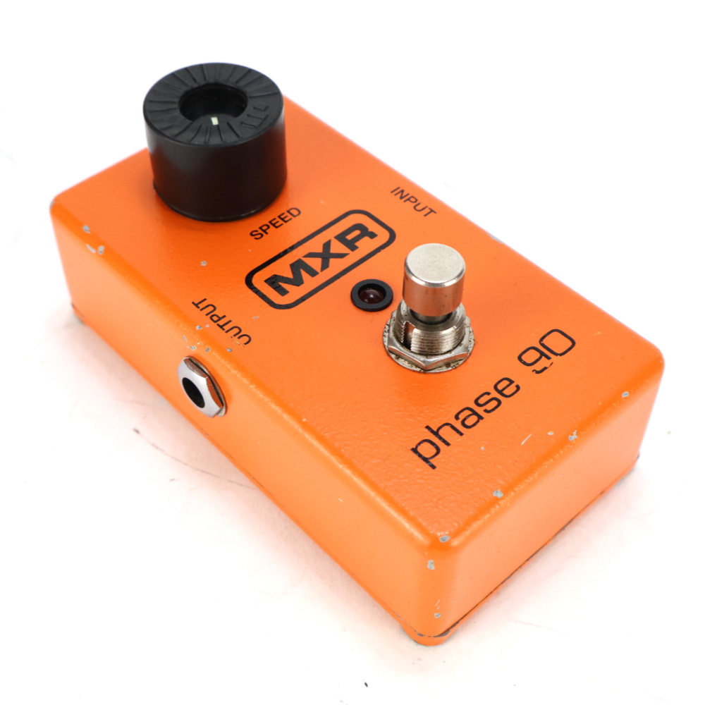 【中古】 フェイザー MXR M-101 PHASE90 ギターエフェクター PHASE 90 フェイズ90 斜めアングル画像