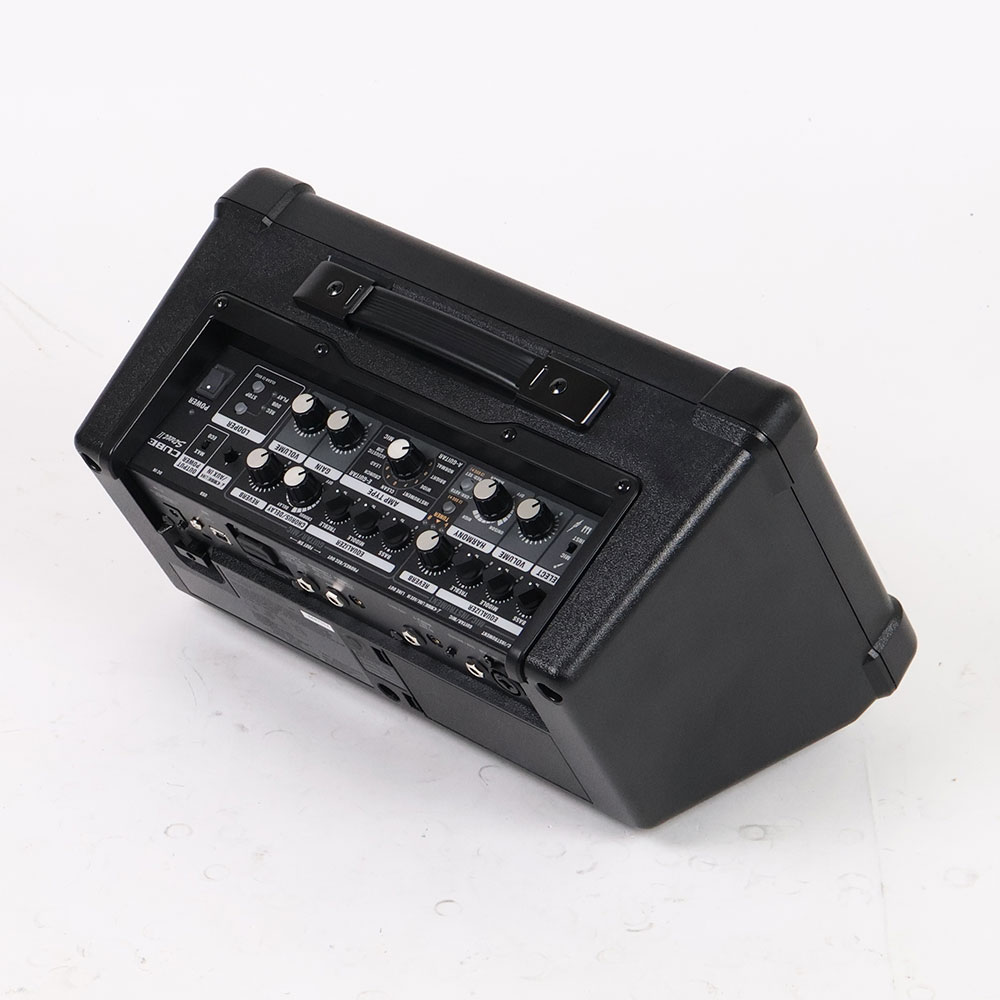 【中古】 BOSS CUBE STREET II Black 乾電池駆動パフォーマンス用ステレオアンプ 小型ギターアンプ コンボ 全体