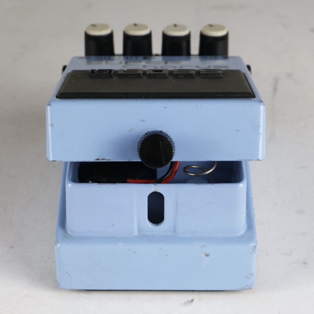 【中古】スーパーコーラス エフェクター BOSS CH-1 Super Chorus ギターエフェクター コーラス 電池ボックス