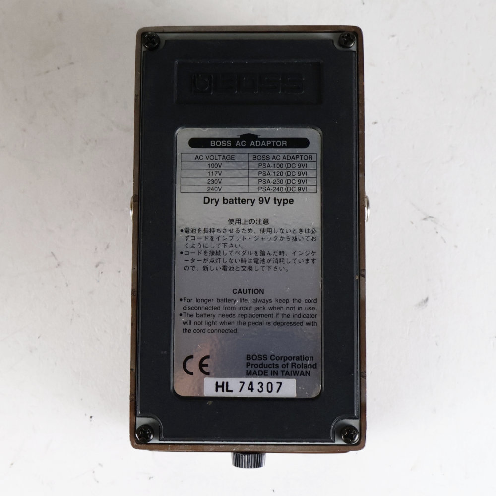 【中古】オクターブ エフェクター BOSS OC-2 Octave ギターエフェクター オクターバー 底面