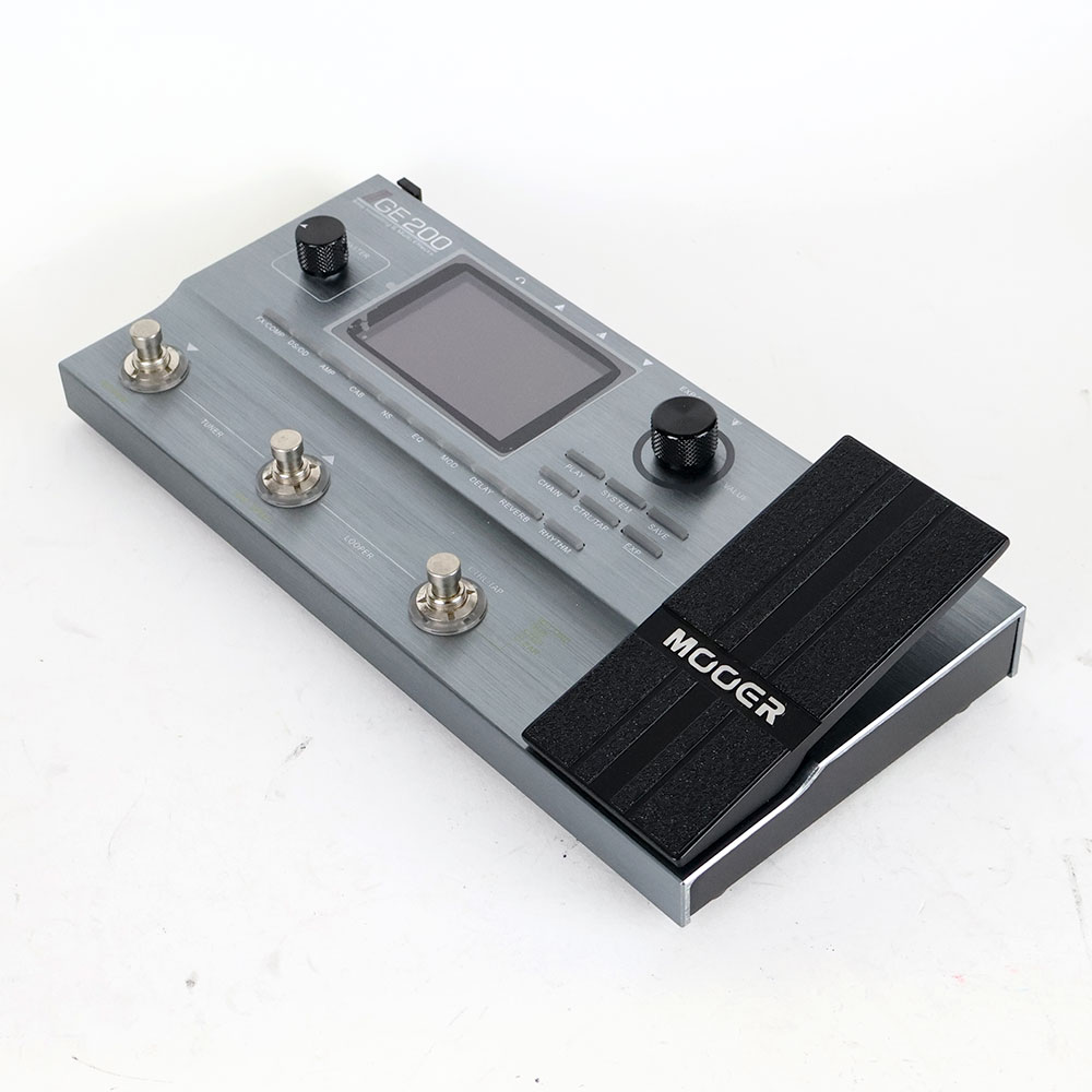 【中古】 マルチエフェクター ムーアー Mooer GE200 マルチエフェクター 全体