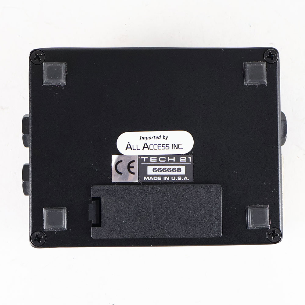 【中古】サンズアンプ ベースドライバーDI TECH21 SansAmp BASS DRIVER DI 旧仕様 ベース用DI プリアンプ 裏面
