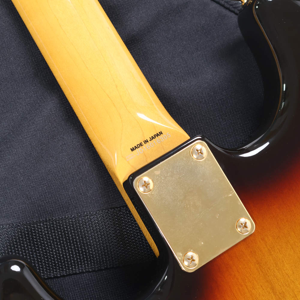 【中古】 エレキギター Fender Made in Japan Classic 60s Stratocaster with Gold 3-Color Sunburst 2016年製 日本製 ネックプレート