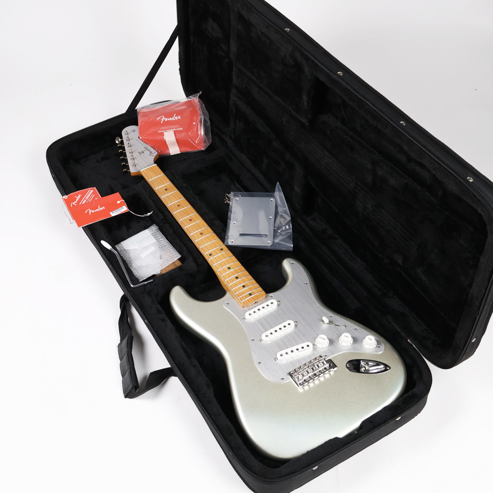 【中古】 エレキギター Fender H.E.R. Stratocaster Maple Fingerboard Chrome Glow 2022年製 H.E.R.モデル フェンダー ストラトキャスター ケース